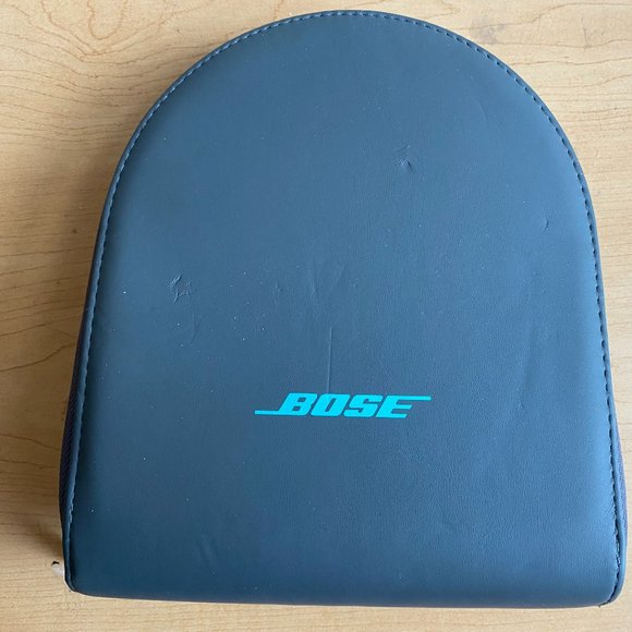 Bose Soundtrue Headphones (Wired) - Picture 10 of 10